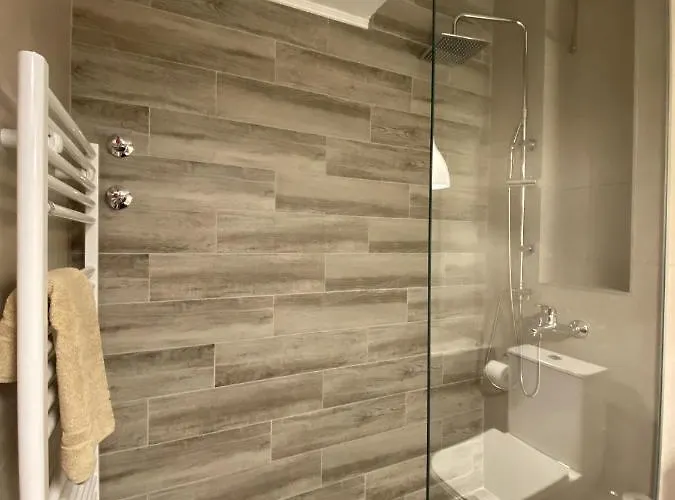 Hellen's Apartment *